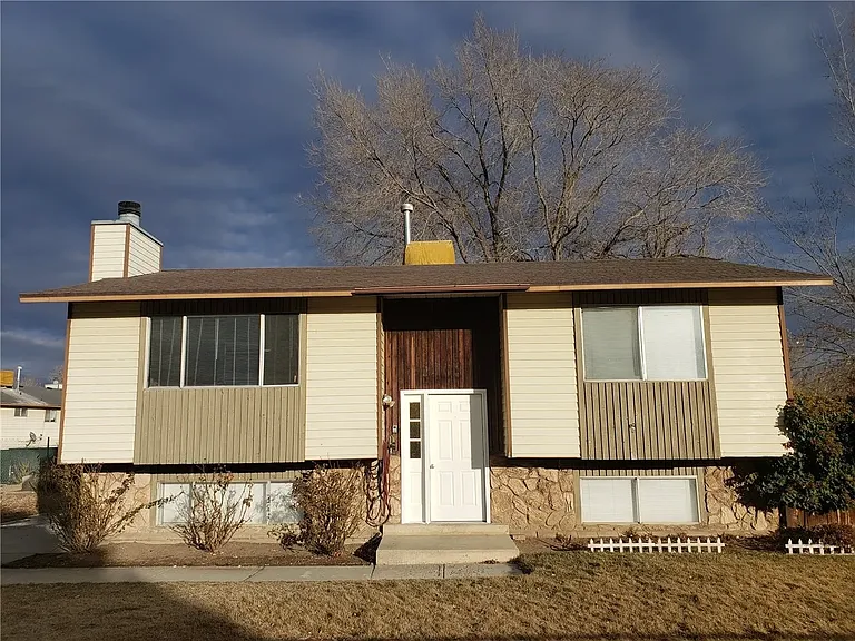 4303 S Lotus Blossom Dr — Photo 2