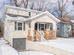 608 W 77th St, Kansas City, MO 64114