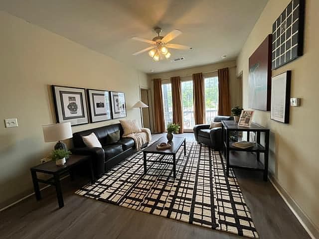 4 Bedroom Living Room