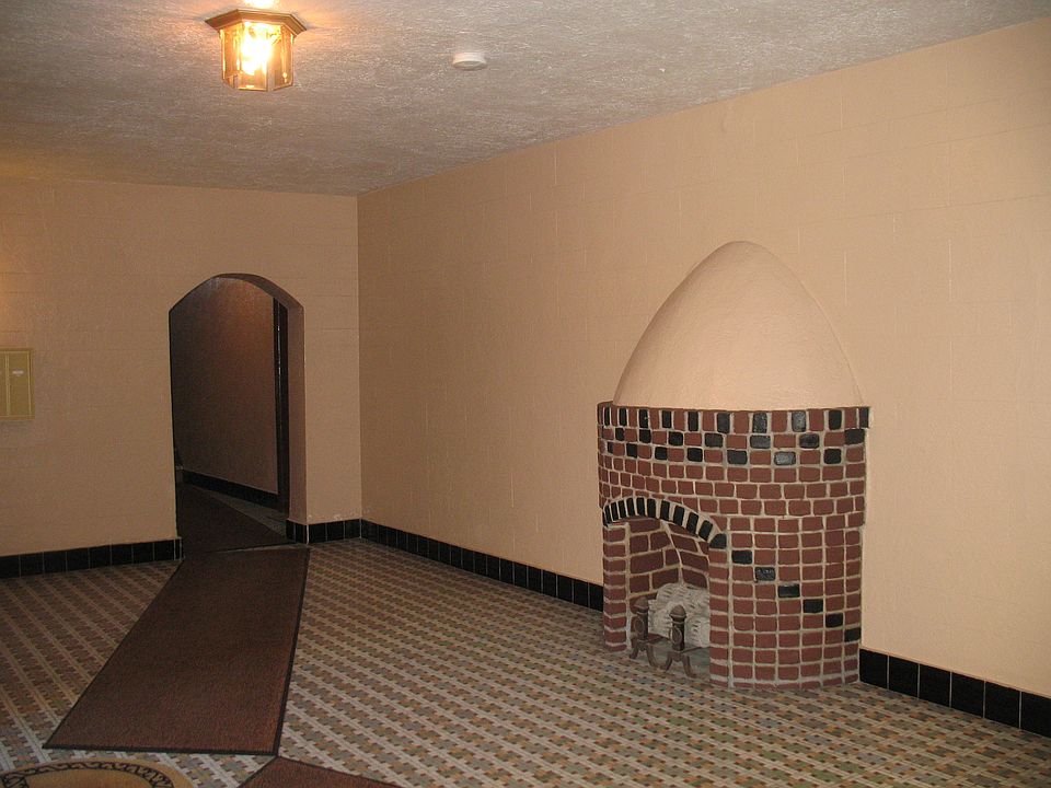 1st image of 33 Douglas Ave APT 3b