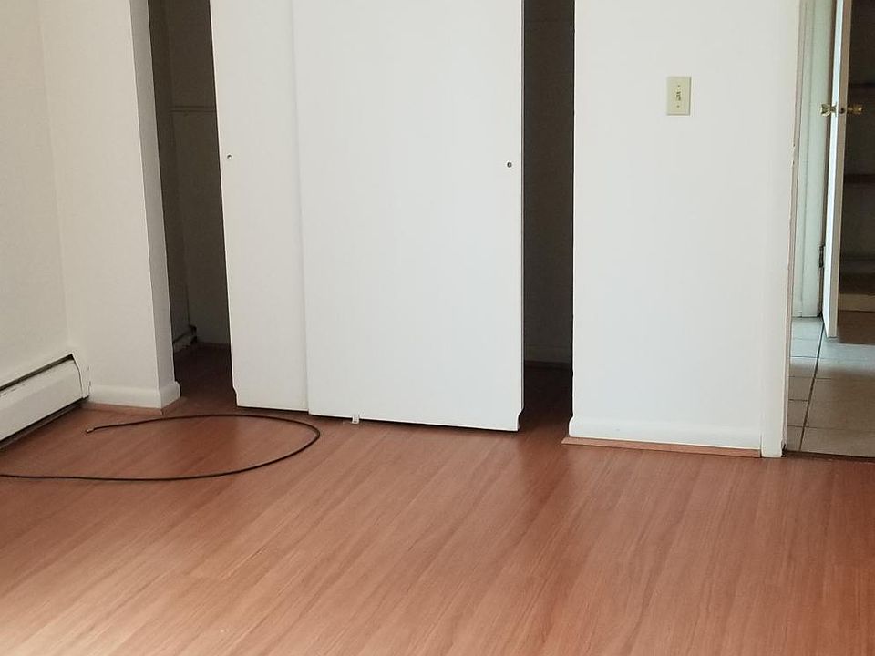 1st image of 94 Cowesett Ave APT 11
