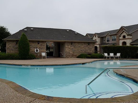 5th image of 4147 Florence Dr