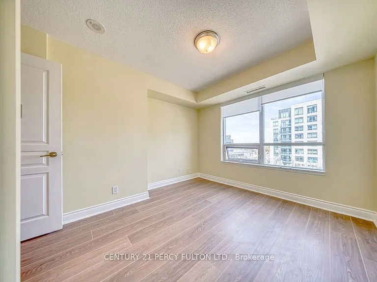 55 S Town Centre Blvd #601 — Photo 27