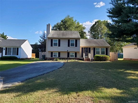 2nd image of 9231 Tweed Pl