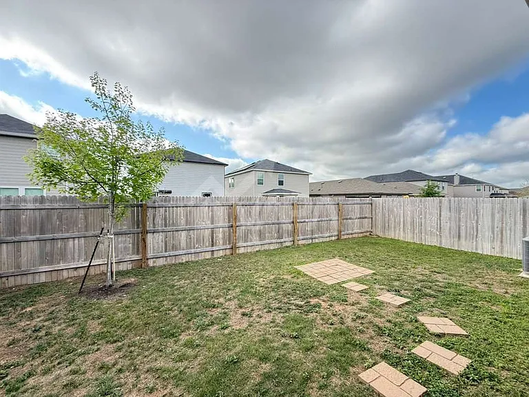 323 Deer Crest Dr — Photo 15