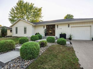 414 NW Chapel Dr, Ankeny, IA 50023