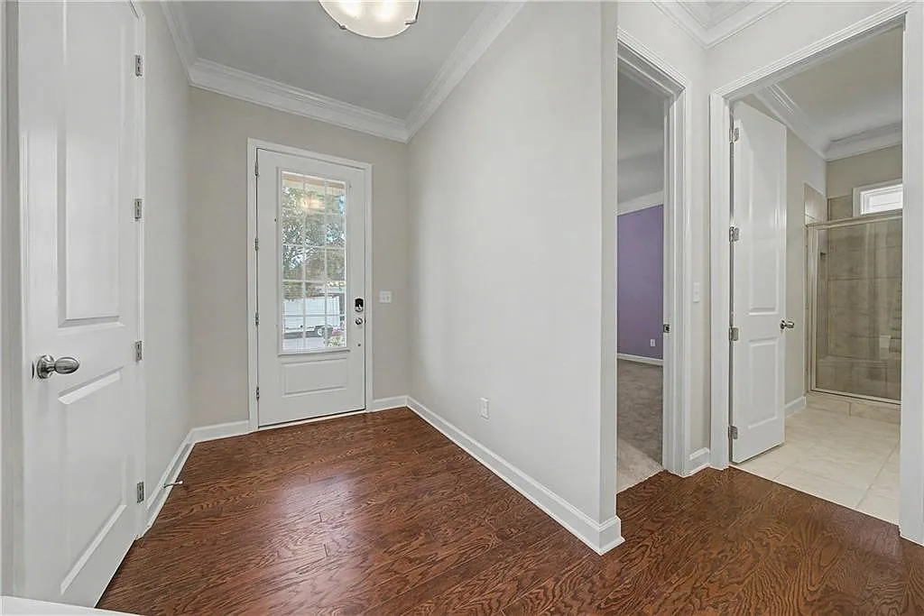 4 bed, 3.0 bath, 2397 sqft, $2,800 — Photo 3