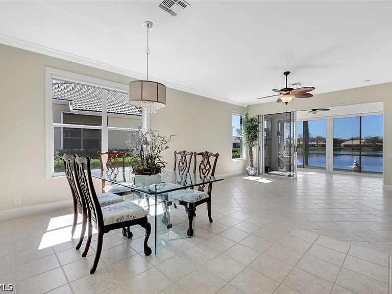 8777 E Bay Cir — Photo 4