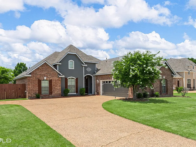 410 Half Moon Ln — Photo 5