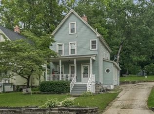 81 Woodside Ave, Newton, NJ 07860