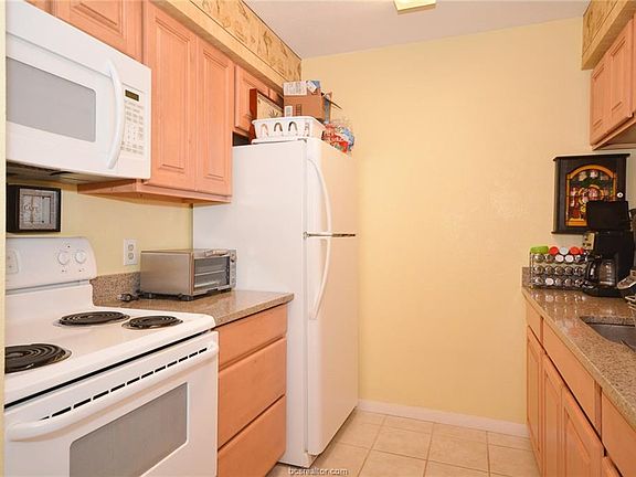 5th image of 1501 Stallings Dr APT 40