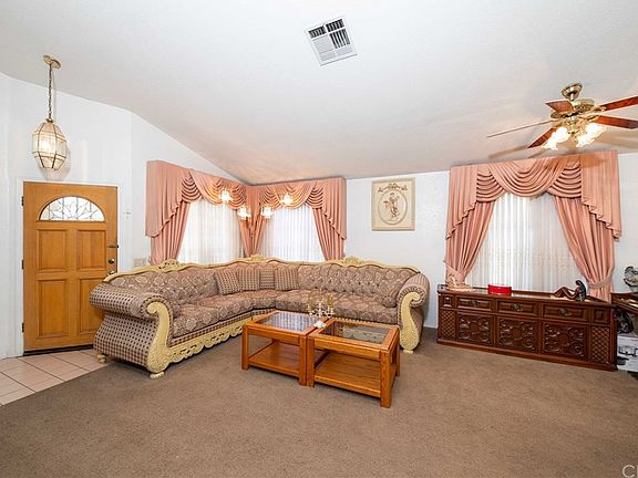 5th image of 575 Cumbre Ct