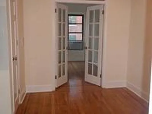 Rented by Oxford Property Group | media 57