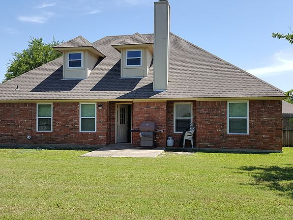 2nd image of 8829 Marti Ln