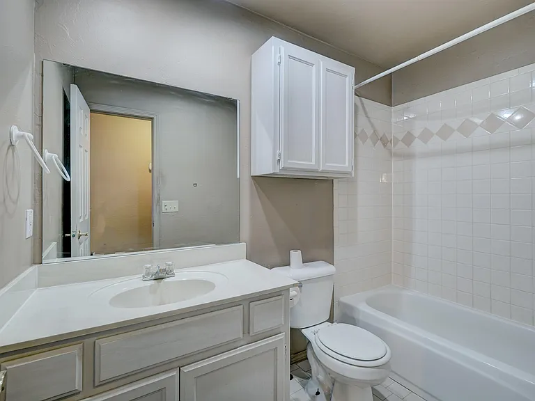 2733 Tealwood Dr — Photo 14