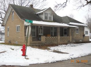 500 W 8th St, Rochester, IN 46975