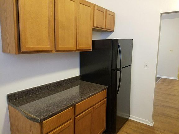 2nd image of 4341 S Greenwood Ave