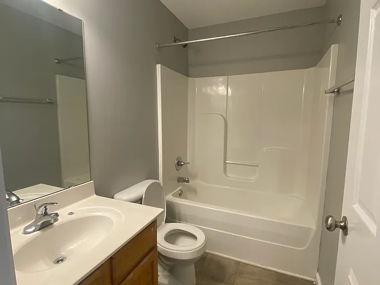 521 McFadin Station St #D — Photo 5
