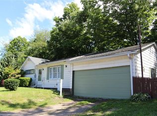 10801 Clinton St, North East, PA