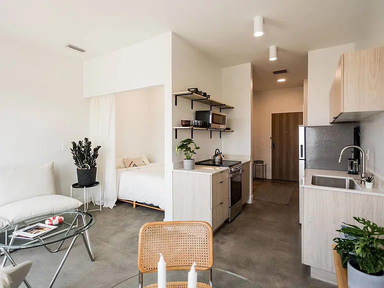 Brainard Flats — Photo 1