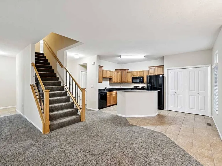 Stone Ridge Estates Apartments & Duplexes — Photo 24
