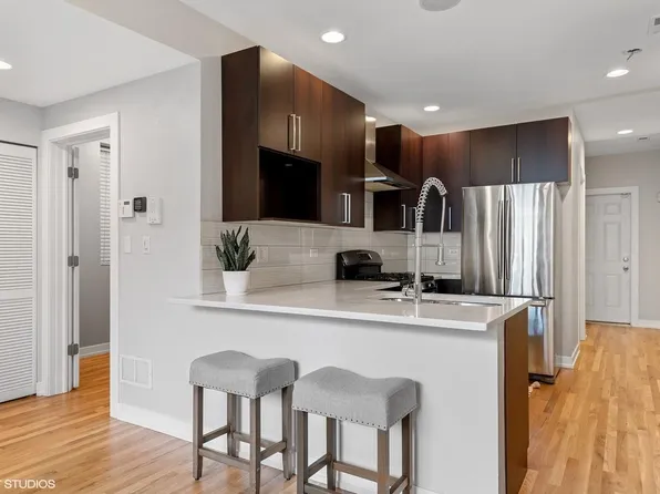 2423 W Augusta Blvd #A, Chicago, IL 60622