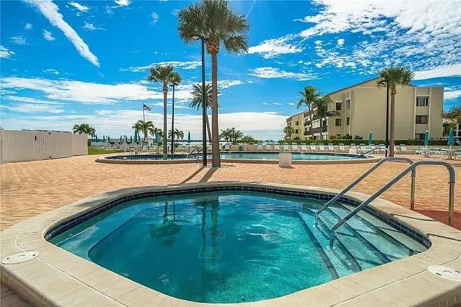 895 S Gulfview Blvd #202 — Photo 33