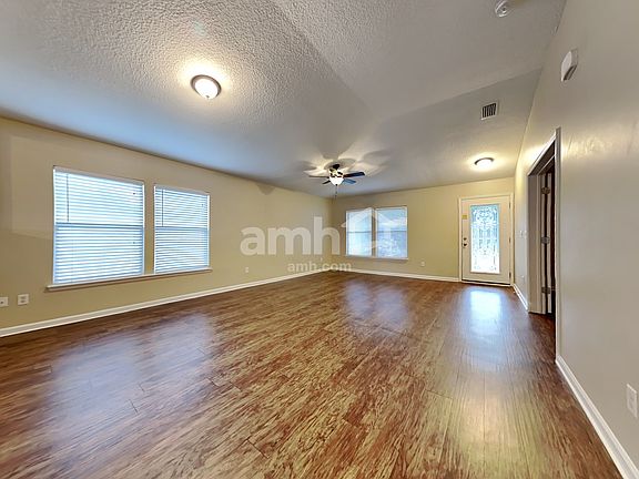3rd image of 75036 Ravenwood Dr