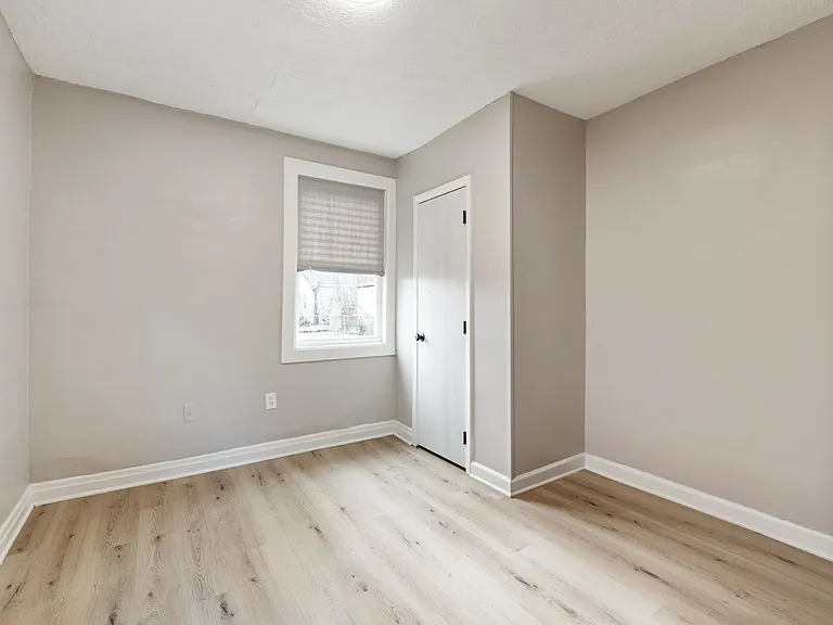 2045 Briarwood Ave — Photo 15