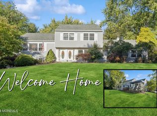 57 Pelican Rd, Middletown, NJ 07748