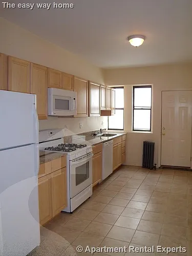 217 Highland Ave #1 Photo 1
