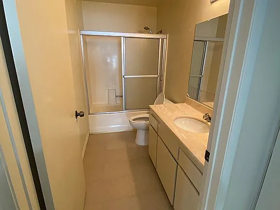 7417 Haskell Ave #7 — Photo 13