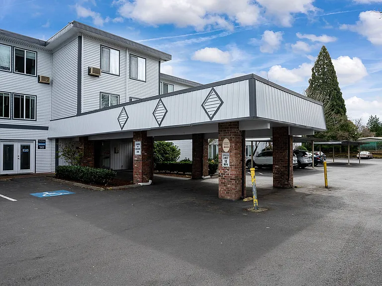 The Ridge at Bellevue — Photo 48