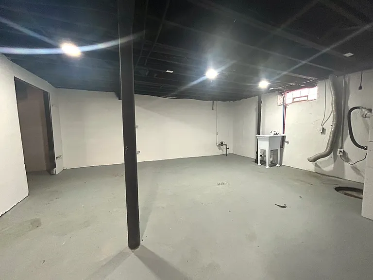 28542 Rosewood St — Photo 16