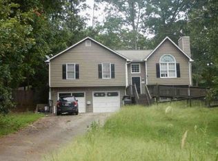 398 Robin Hood Dr, Douglasville, GA 30134