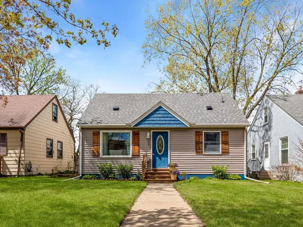 5004 5th St NE, Columbia Heights, MN 55421