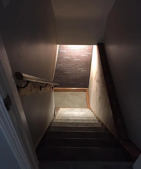 Stairs to basement