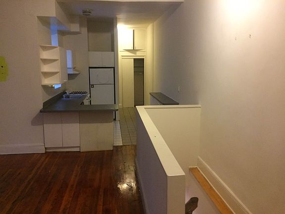 4th image of 304 W 109th St APT 1E