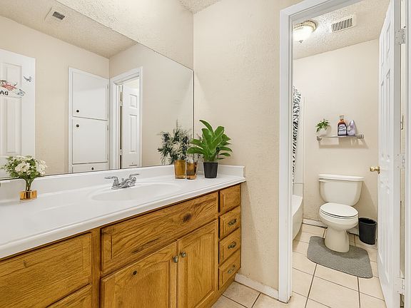 2nd image of 1202 Dobie Dr #B