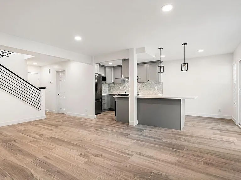 844 Mola Vista Way #844 — Photo 6