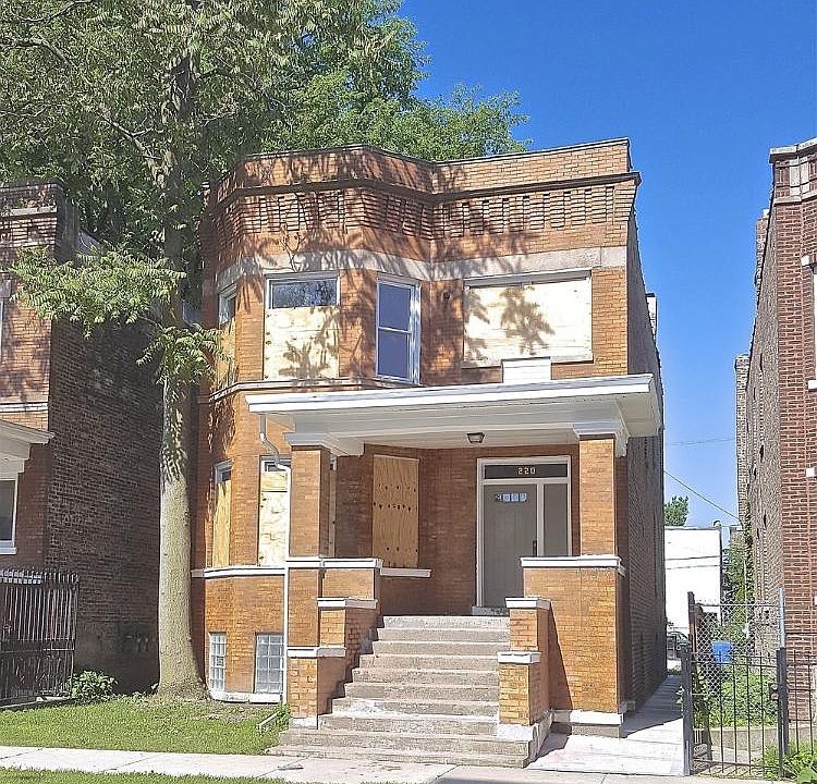 1st image of 220 N Leclaire Ave #2