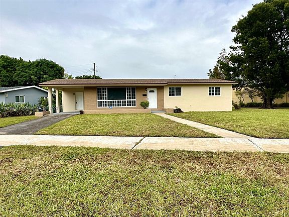 2nd image of 821 NW 173rd Ter