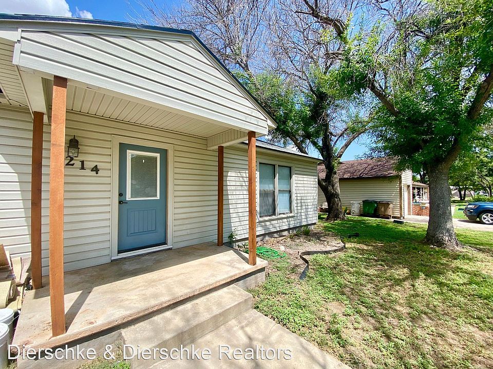 1st image of 2214 W Avenue L