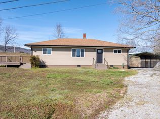 350 Nine Mile Cross Rd, Pikeville, TN 37367