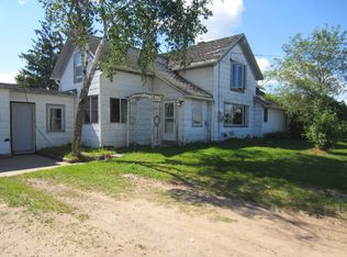 E5004 Green Valley Rd, Manawa, WI 54949