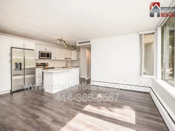 1409 N Prospect Ave Unit 202, Milwaukee, WI 53202