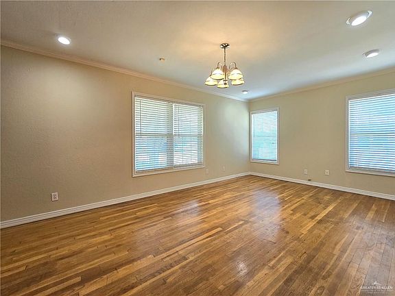 5th image of 414 Quince Cir