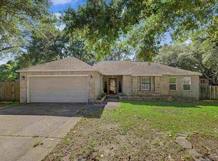 2841 Winners Circle Dr, Navarre, FL 32566