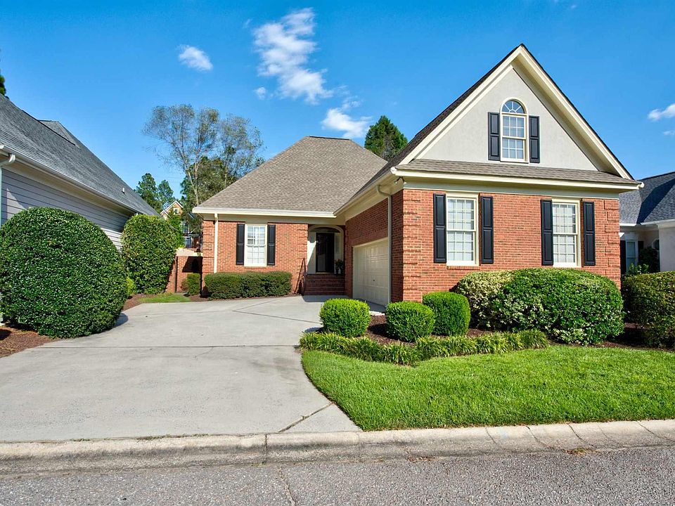 1st image of 340 White Birch Cir