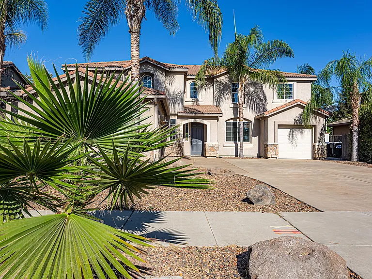 2337 N Silvervale St — Photo 78